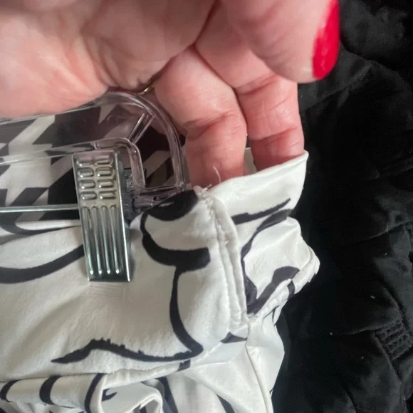 Abstract Black and White Flowy Palazzo Pants size 24/26 - Picture 6 of 7